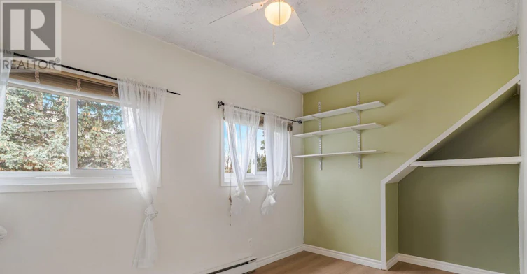 3318 Sinnicks Avenue, Niagara Falls, ON, L2J 2G3 - 18