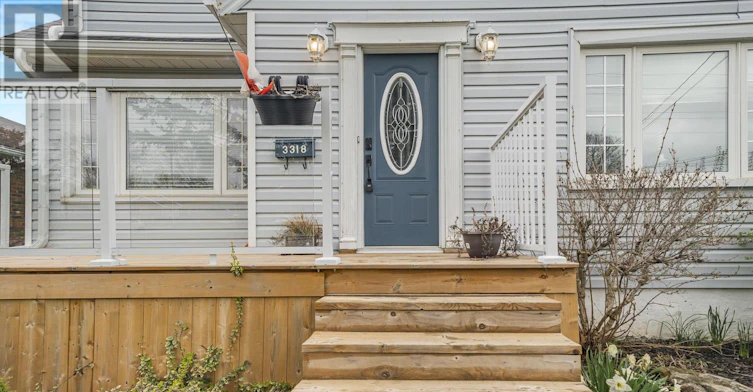 3318 Sinnicks Avenue, Niagara Falls, ON, L2J 2G3 - 3