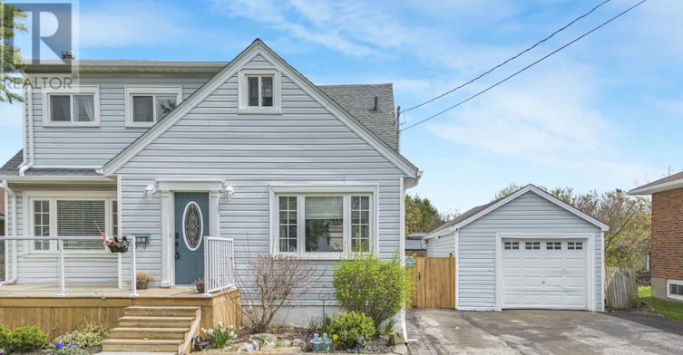 3318 Sinnicks Avenue, Niagara Falls, ON, L2J 2G3