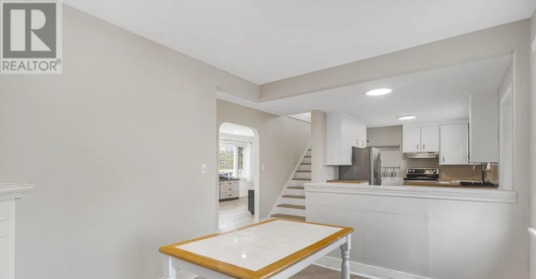 3318 Sinnicks Avenue, Niagara Falls, ON, L2J 2G3 - 13