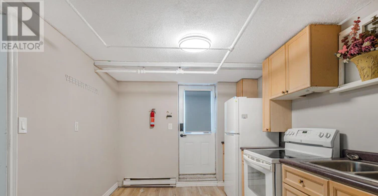 3318 Sinnicks Avenue, Niagara Falls, ON, L2J 2G3 - 34