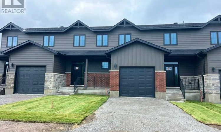 1009 Dobbie Street
