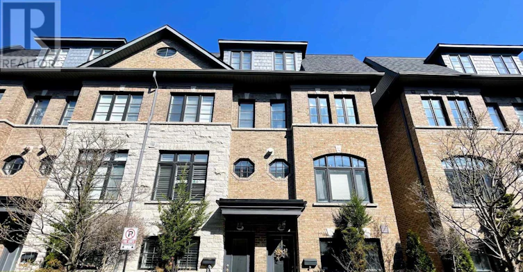 56 Lobo Mews, Toronto, ON, M8Z 0B1