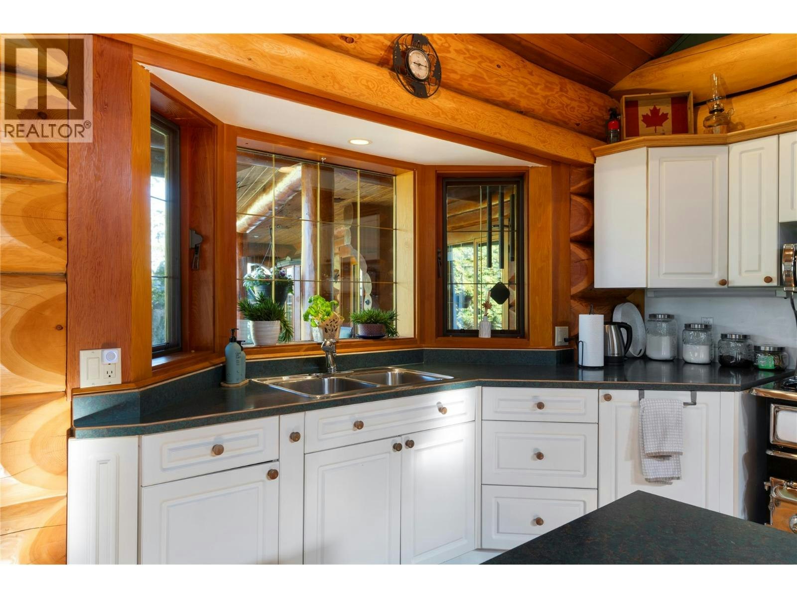Rew Ff For Sale: 3660 Braelyn Road, Tappen, BC - REW