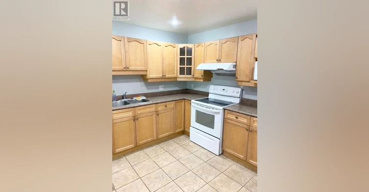 1101 Harrogate Drive, Hamilton, ON, L9K 1N1 - 2