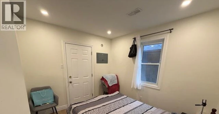 MAIN LEVEL-25 Giles Boulevard, Windsor, ON, N9A 4B6 - 13