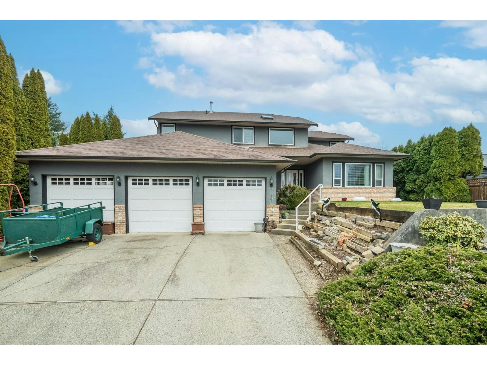 2237 Mountain Drive, Abbotsford, BC, V3G 1E3