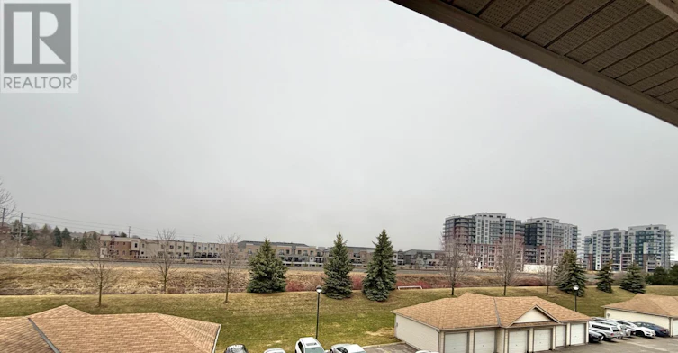 304-128 Aspen Springs Drive, Clarington, ON, L1C 0G9 - 18
