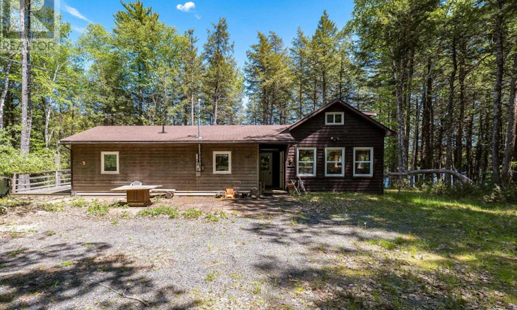 87 Edith's Point Road