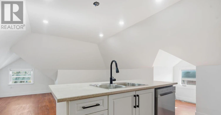 1-22 Mitchell Street, St. Thomas, ON, N5R 2T7 - 3