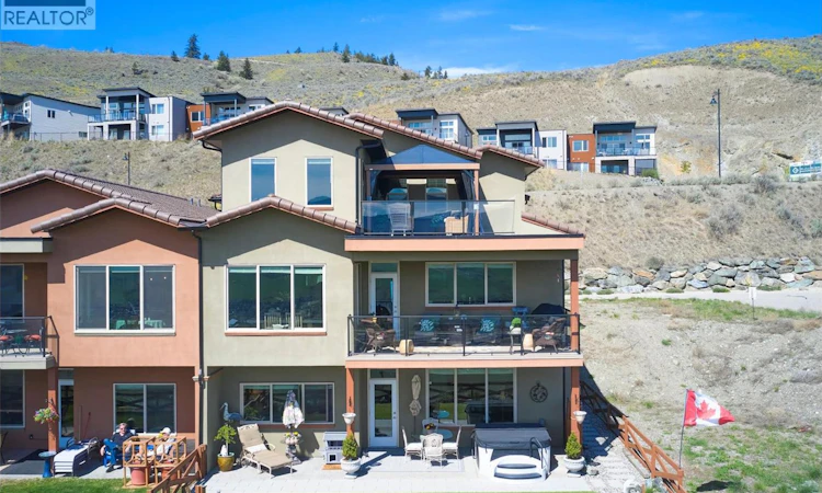 31-595 N Vineyard Way