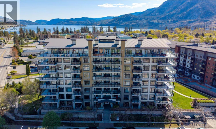 201-3301 Skaha Lake Road