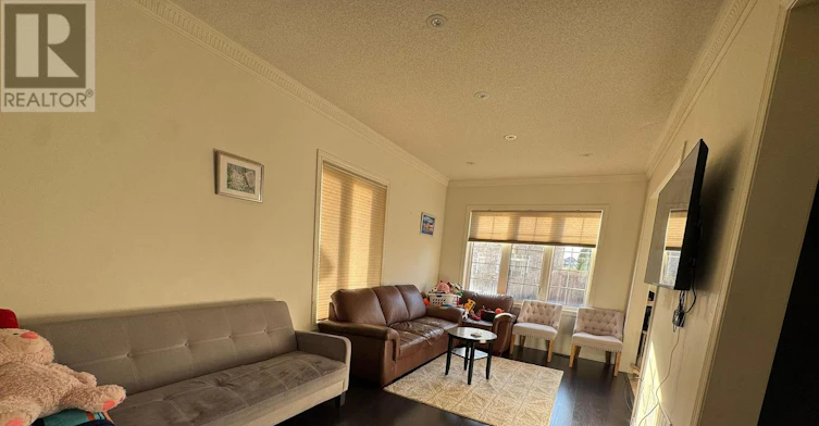 18 Eastlake Road, Brampton, ON, L7A 3S2 - 2