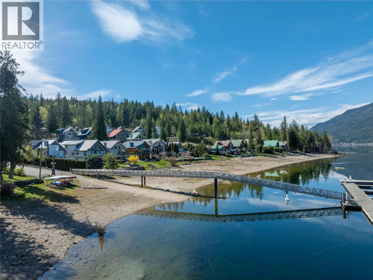 73-6421 Eagle Bay Road, Eagle Bay, BC, V0E 1T0 - 69