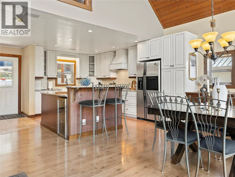 73-6421 Eagle Bay Road, Eagle Bay, BC, V0E 1T0 - 16