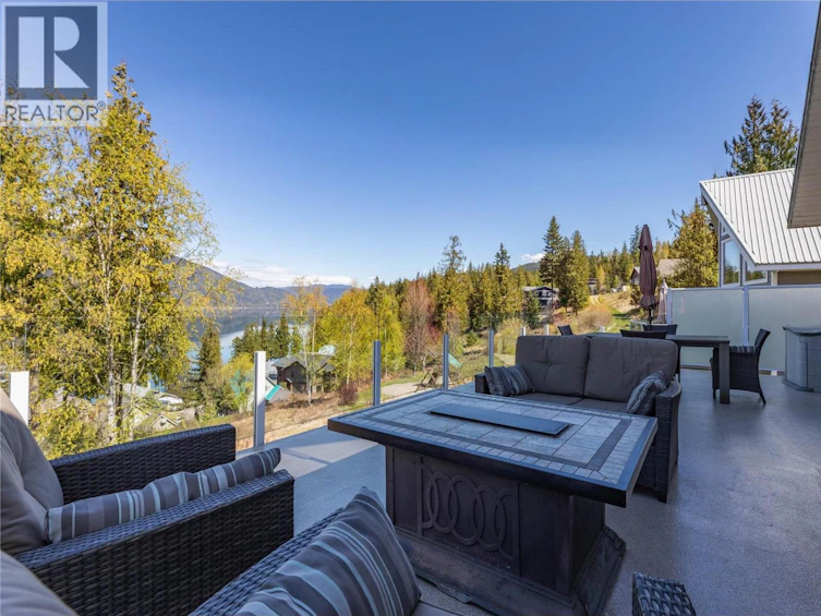 73-6421 Eagle Bay Road, Eagle Bay, BC, V0E 1T0 - 21