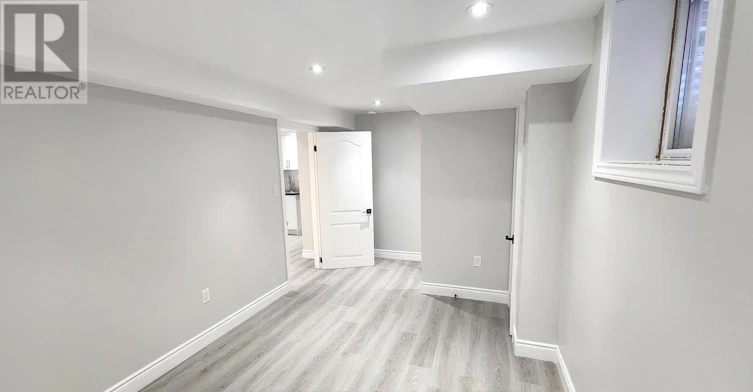 LOWER-435 Stonegate Avenue, Oshawa, ON, L1K 2L7 - 9