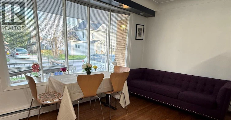 UPPER-888 Cataraqui Street, Windsor, ON, N9A 3P4 - 3