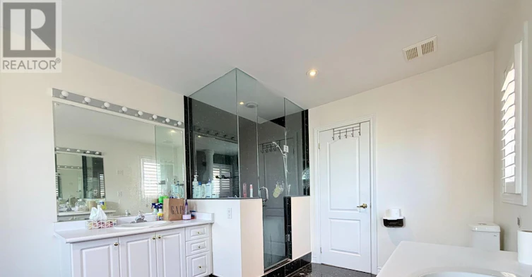 9 Saint Clare Boulevard, Vaughan, ON, L4H 2A2 - 24