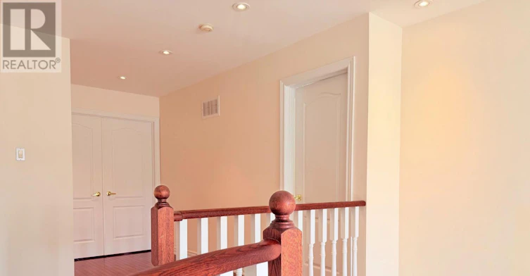 9 Saint Clare Boulevard, Vaughan, ON, L4H 2A2 - 31