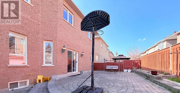 9 Saint Clare Boulevard, Vaughan, ON, L4H 2A2 - 43