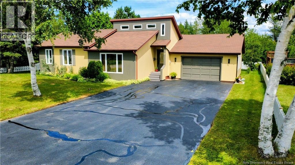 27 Rue Du Bicentenaire Street, Caraquet, NB, E1W 1A3