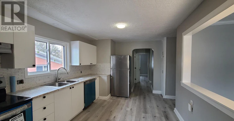 UPPER-201 Celina Street, Oshawa, ON, L1H 4N7 - 9