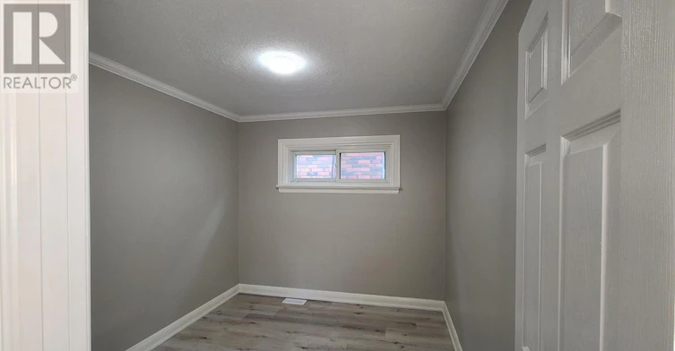 UPPER-201 Celina Street, Oshawa, ON, L1H 4N7 - 12
