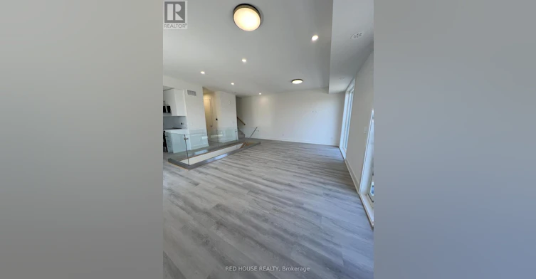 34 Everett Common, Toronto, ON, L2P 0H1 - 9