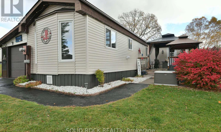 26 Evergreen Lane