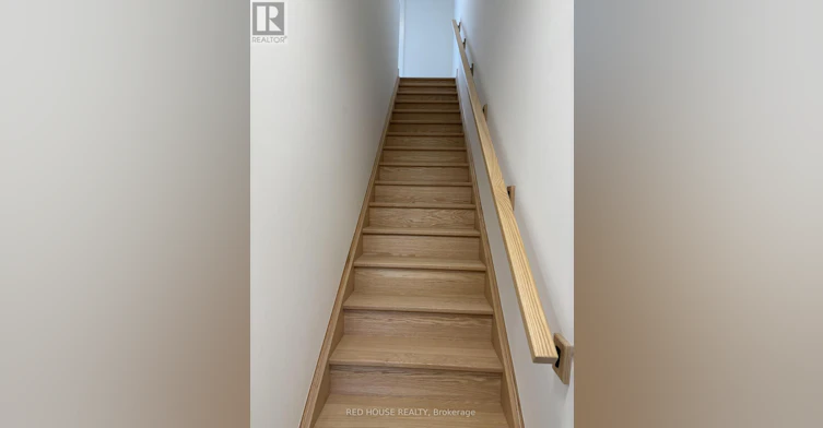 38 Everett Common, Toronto, ON, L2P 0H1 - 2