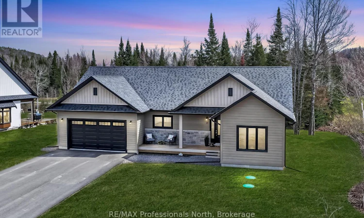8 Bancroft Ridge Drive