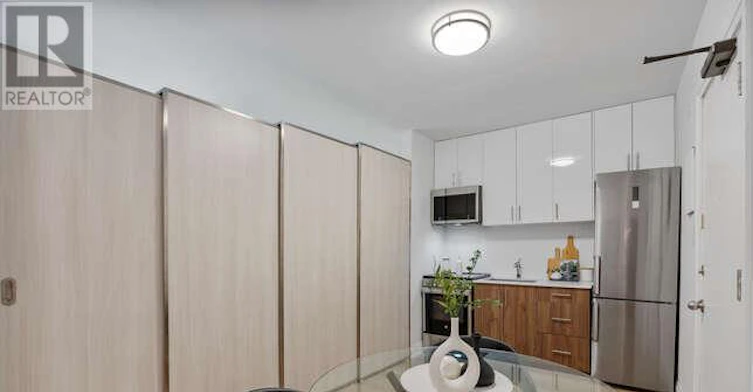 16-134 Carlton Street, Toronto, ON, M5A 2K1 - 11