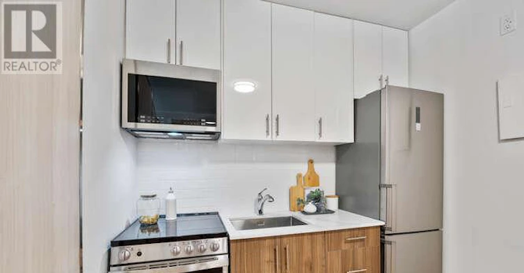 16-134 Carlton Street, Toronto, ON, M5A 2K1 - 14