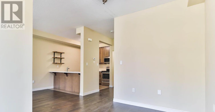 2 Egleston Lane, Hamilton, ON, L9G 0G7 - 8