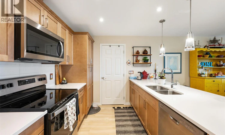 1002 Lot 238-3362 Skaha Lake Road