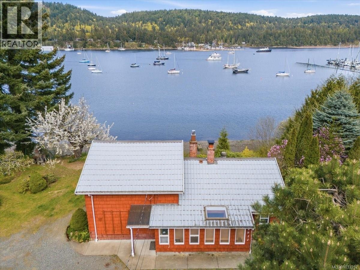 4911 Harbour View Rd, Ladysmith, BC, V9G 1M7