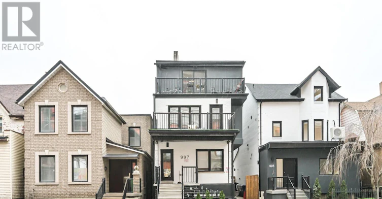UPPER-997 Dufferin Street, Toronto, ON, M6H 4B2