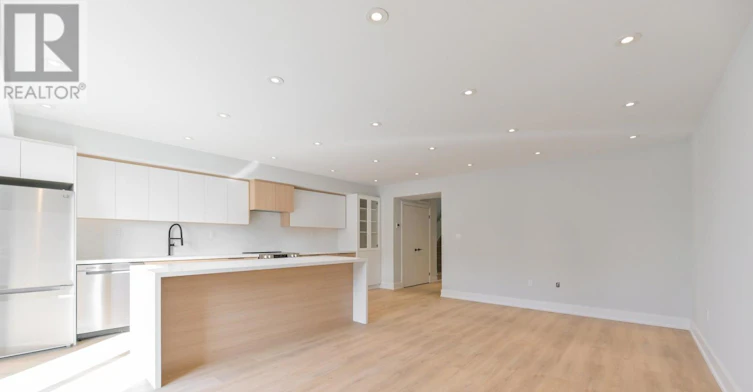 UPPER-997 Dufferin Street, Toronto, ON, M6H 4B2 - 9