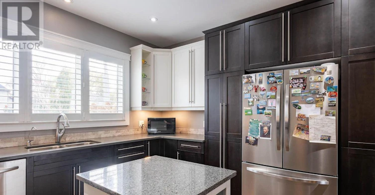 536 Juliana Drive, Strathroy, ON, N0L 1W0 - 12