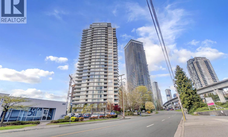 2707-2133 Douglas Road