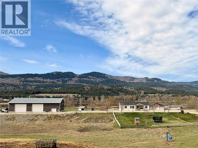 5111 Dunn Lake Road, Barriere, BC, V0E 1E0