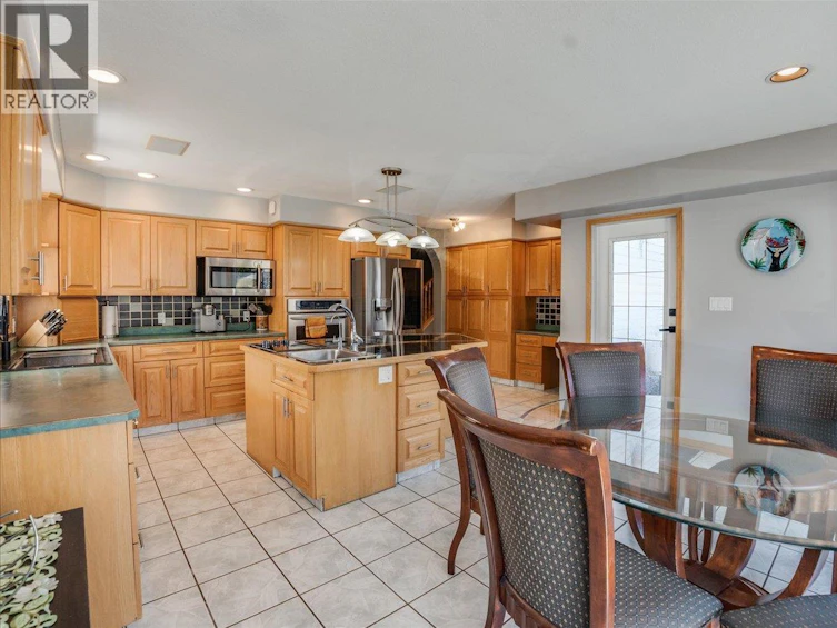 1063 Bridgeview Crescent, Castlegar, BC, V1N 3H7 - 27