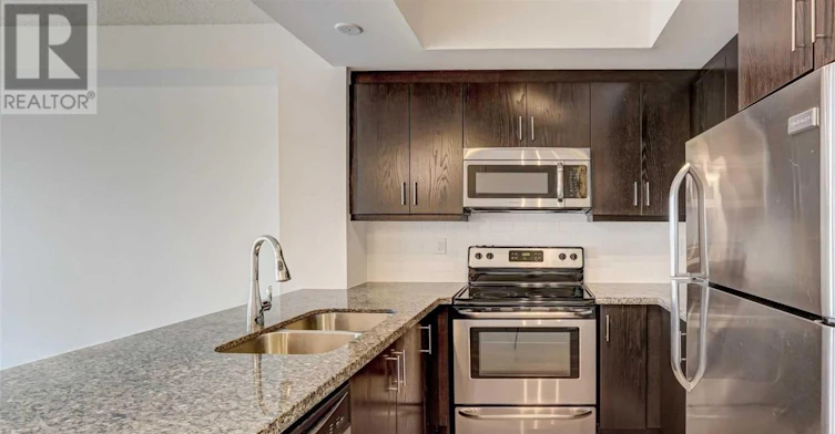 832-15 James Finlay Way, Toronto, ON, M3M 2E9 - 4
