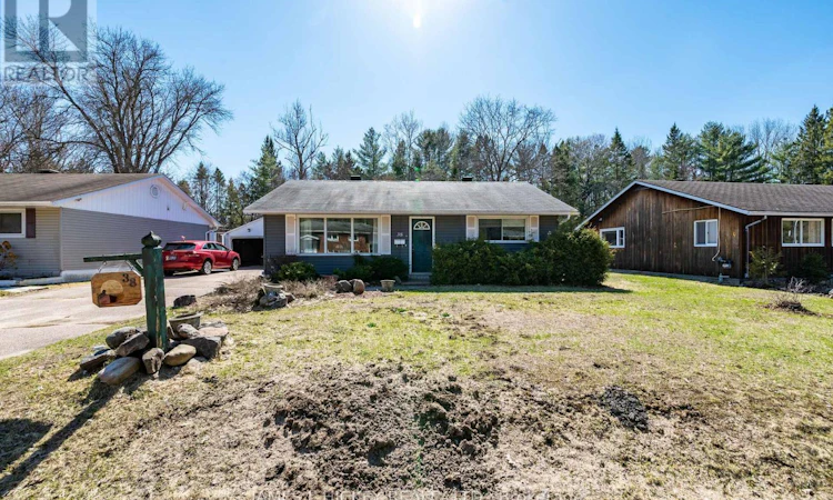 38 Beach Avenue