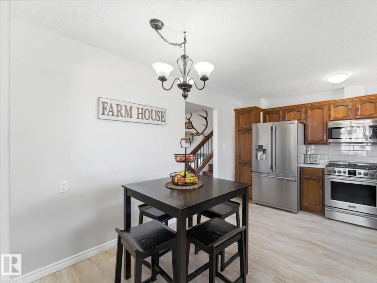 9522 95 Street, Morinville, AB, T8R 1H9 - 14