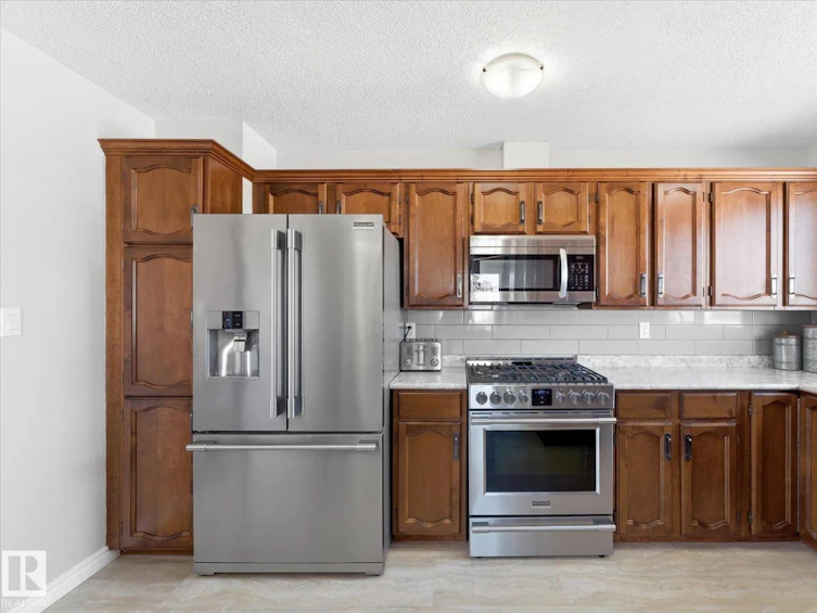 9522 95 Street, Morinville, AB, T8R 1H9 - 17