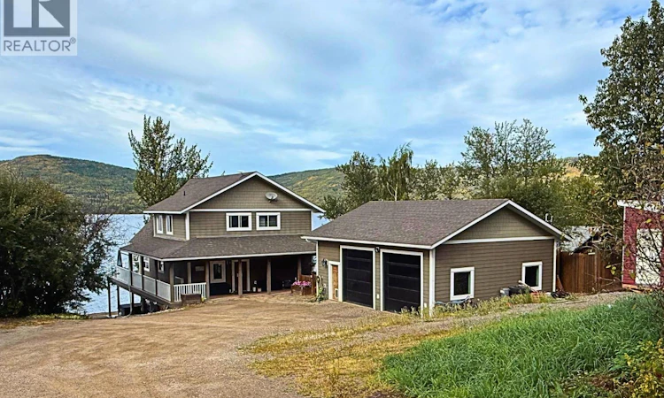 6986 South Moberly Lake Road