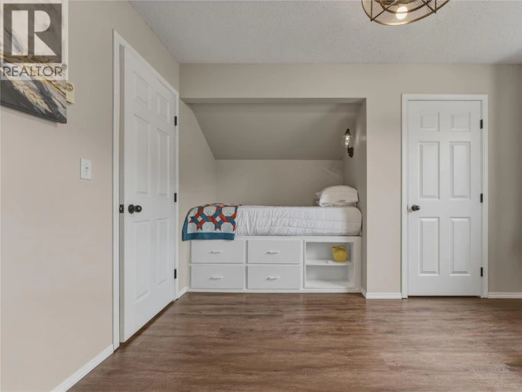 5271 Pyott Road, Armstrong, BC, V4Y 0M6 - 41