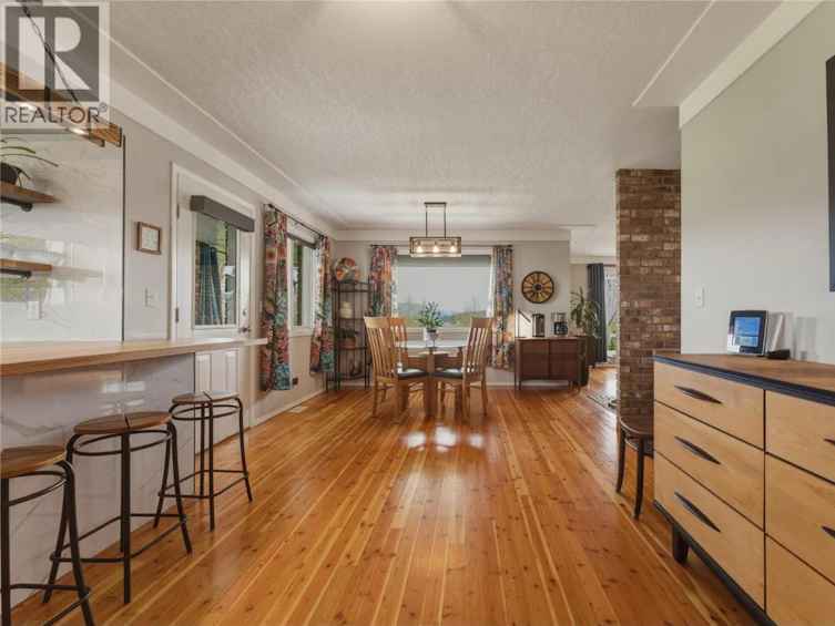 5271 Pyott Road, Armstrong, BC, V4Y 0M6 - 11